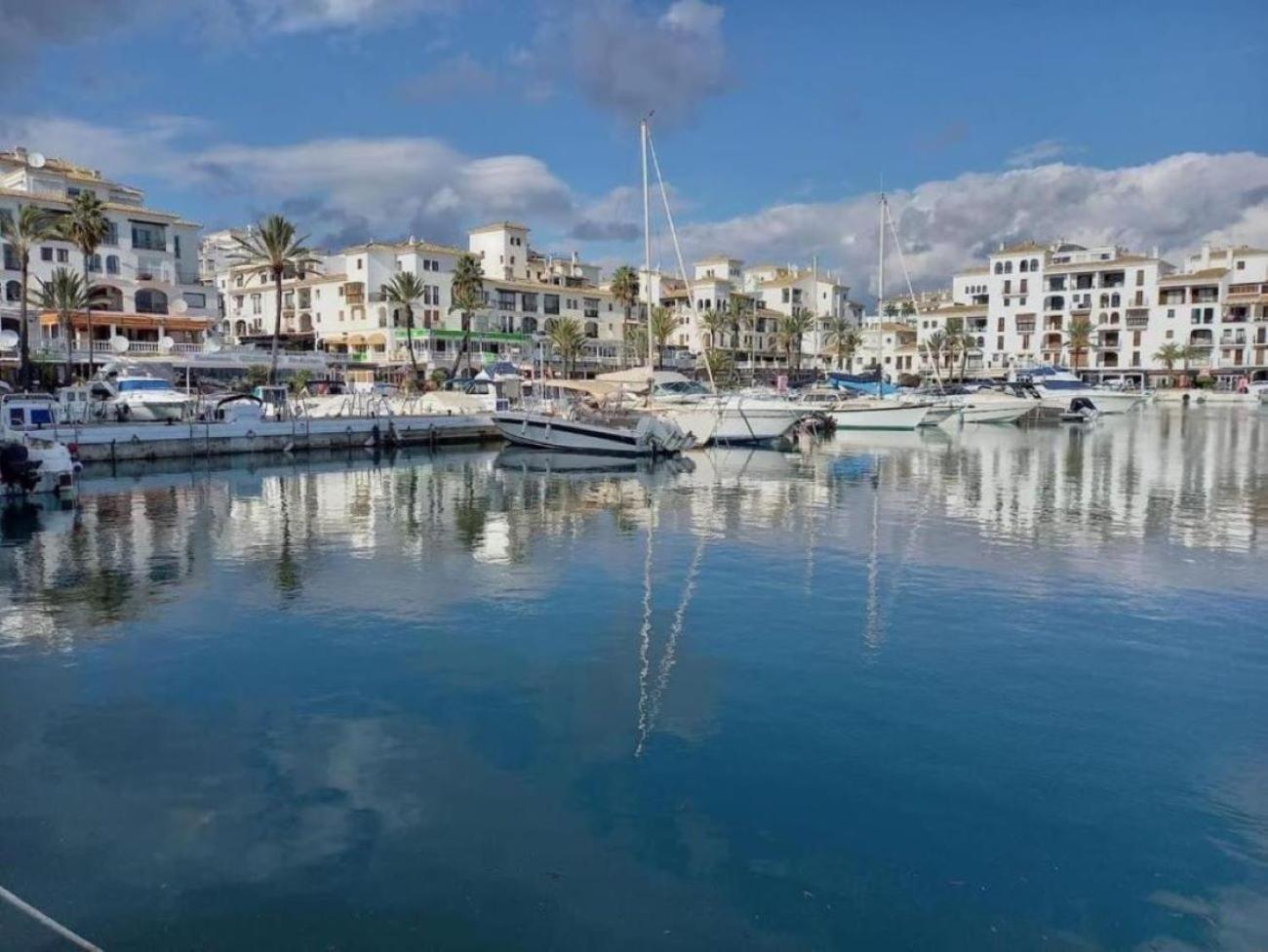 Duquesa Port Apartment Manilva Exterior photo